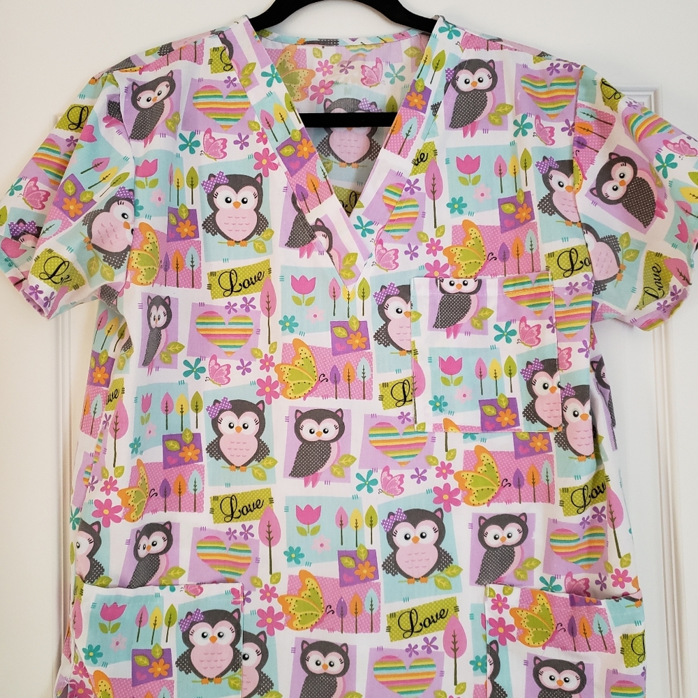 Scrub top